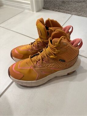 Hoka Anacapa Mid GTX